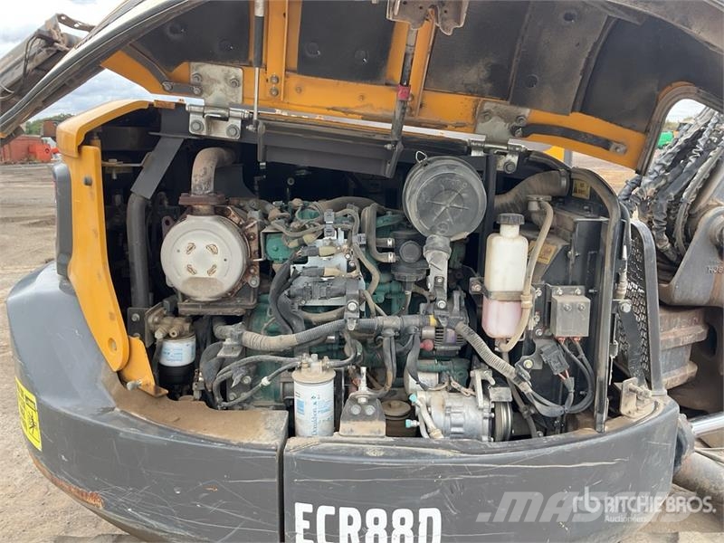 Volvo ECR88D 대형 굴삭기 29톤 이상