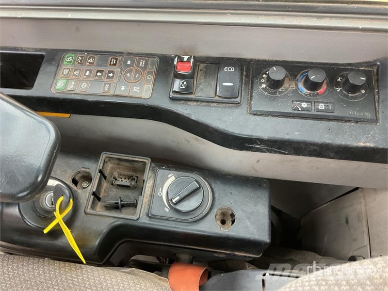 Volvo ECR88D Tracked Excavator Gravemaskiner på larvebånd