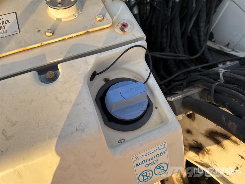 Volvo EWR150E Pelle Sur Pneus Wheel Excavator (Inoperabl Bagri na kolesih