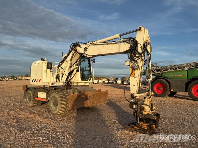 Volvo EWR150E Pelle Sur Pneus Wheel Excavator (Inoperabl Bagri na kolesih
