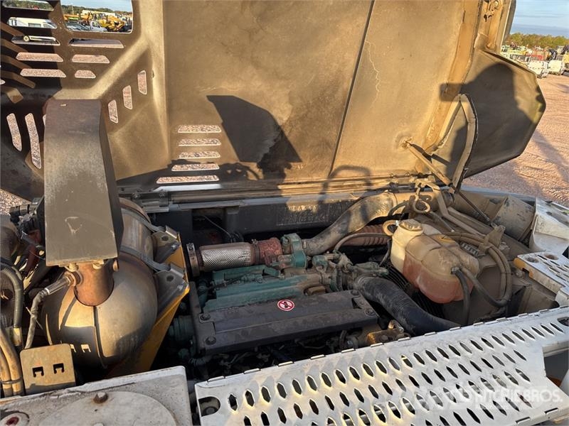 Volvo EWR150E Pelle Sur Pneus Wheel Excavator (Inoperabl Bagri na kolesih
