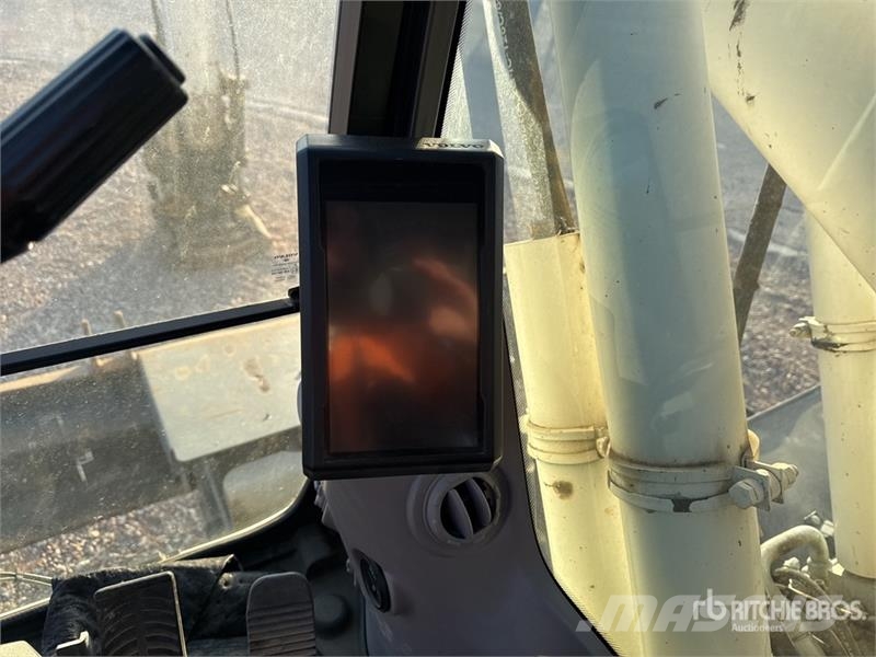 Volvo EWR150E Pelle Sur Pneus Wheel Excavator (Inoperabl Bagri na kolesih