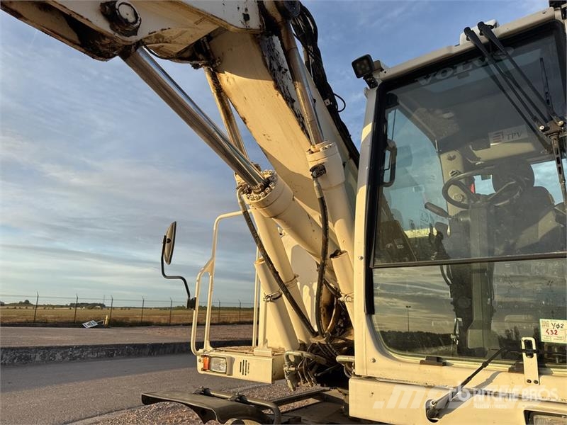 Volvo EWR150E Pelle Sur Pneus Wheel Excavator (Inoperabl Bagri na kolesih