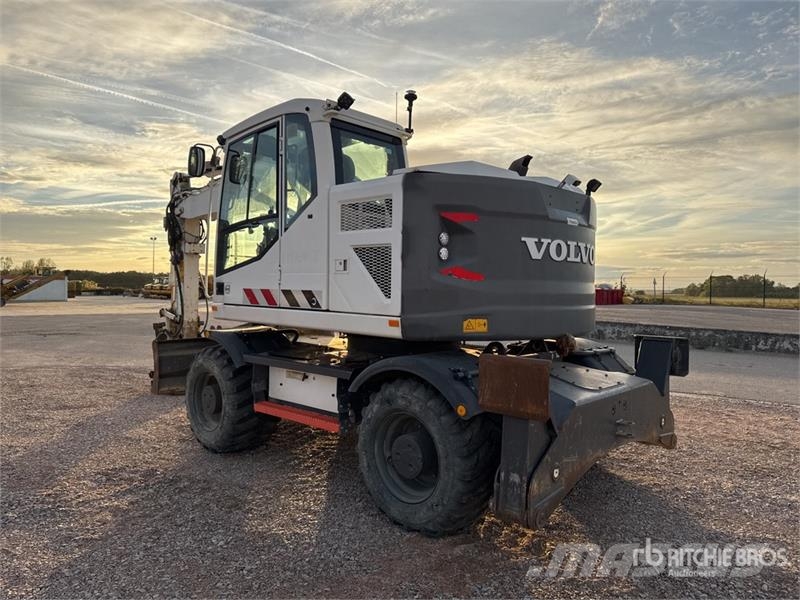 Volvo EWR150E Pelle Sur Pneus Wheel Excavator (Inoperabl Bagri na kolesih