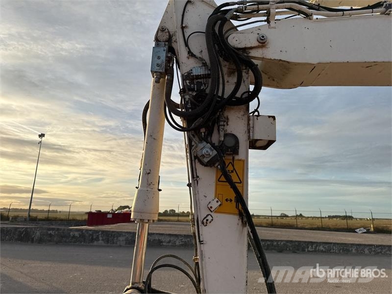 Volvo EWR150E Pelle Sur Pneus Wheel Excavator (Inoperabl Bagri na kolesih