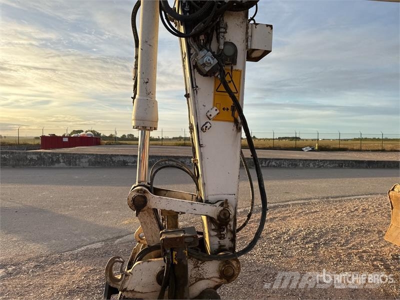 Volvo EWR150E Pelle Sur Pneus Wheel Excavator (Inoperabl Bagri na kolesih
