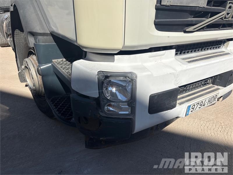 Volvo FE260 4x2 Hooklift Truck 吊鉤式起重車