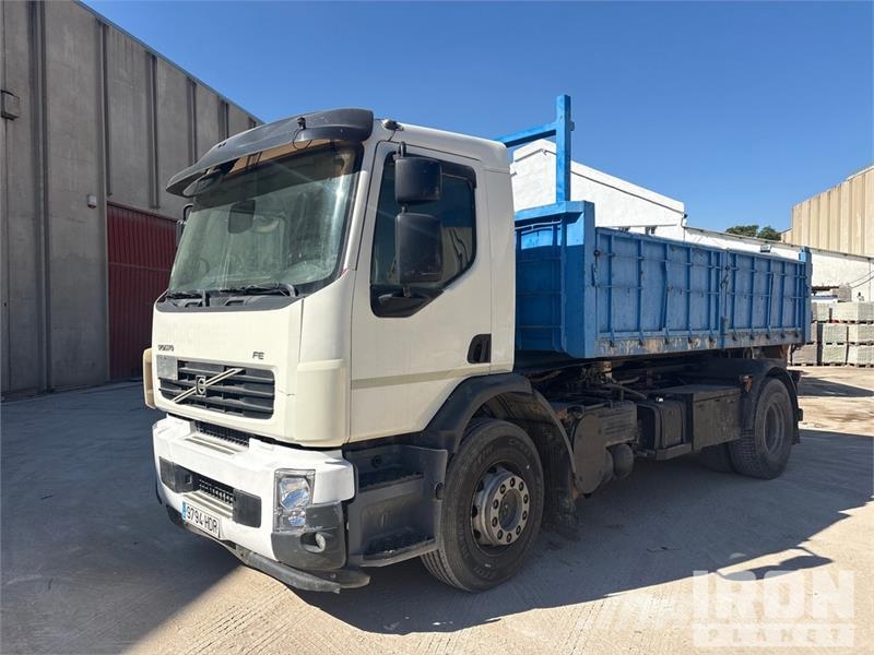 Volvo FE260 4x2 Hooklift Truck 吊鉤式起重車