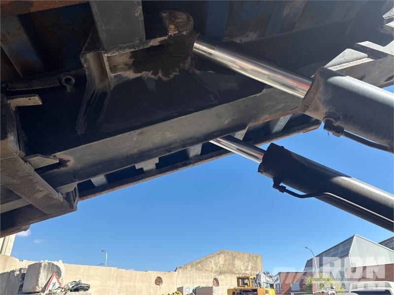 Volvo FE260 4x2 Hooklift Truck 吊鉤式起重車