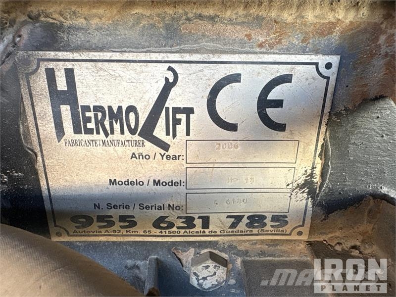 Volvo FE260 4x2 Hooklift Truck 吊鉤式起重車