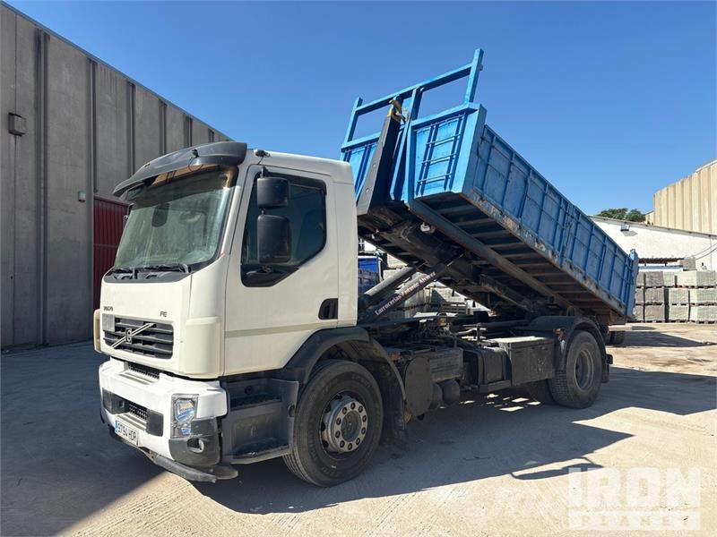 Volvo FE260 4x2 Hooklift Truck 吊鉤式起重車
