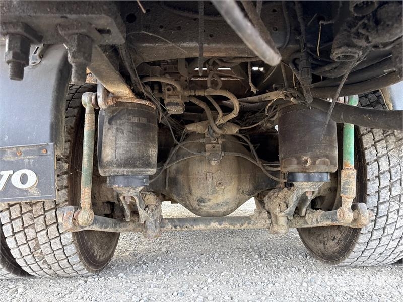 Volvo FH12-420 Timber trucks