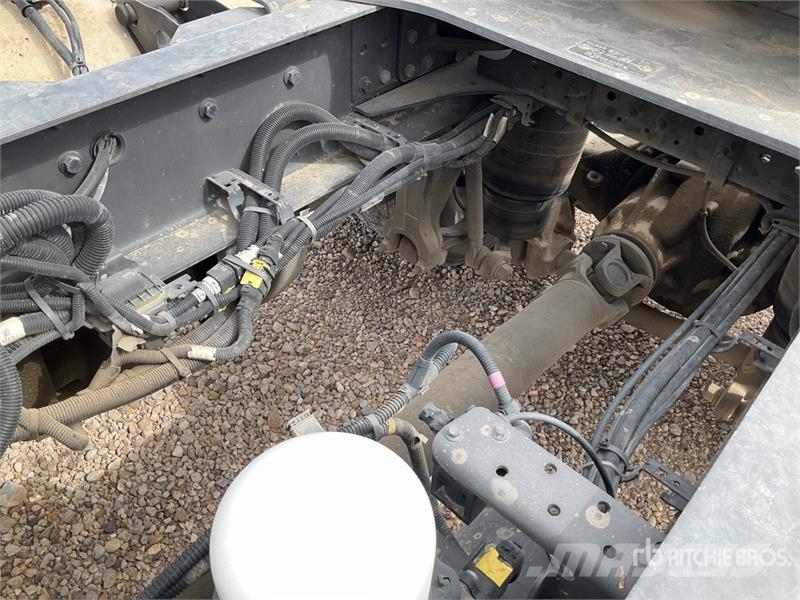 Volvo FH500 Truck Tractor Units