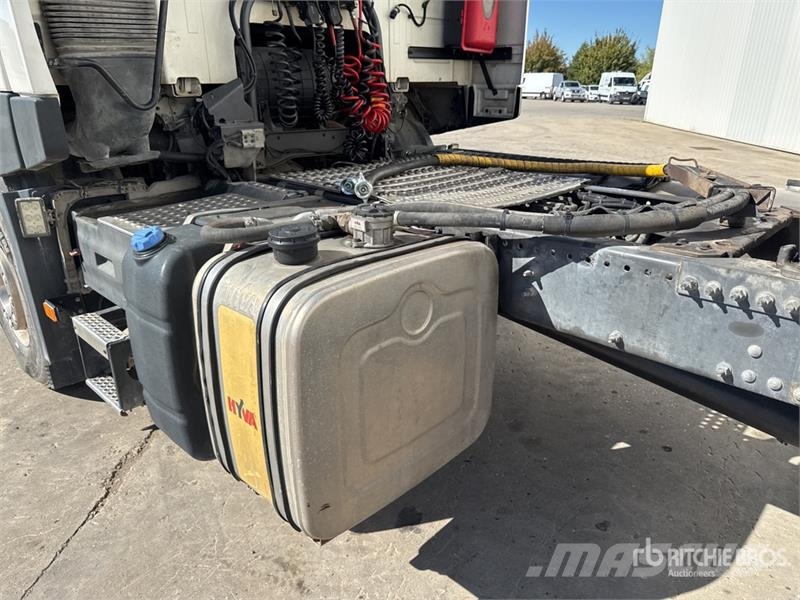 Volvo FM 4x2 Tracteur Routier Cabine Couchette S/A Sleep 中古トラクターヘッド | トレーラーヘッド
