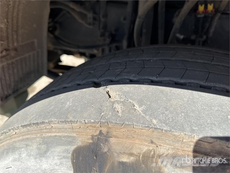 Volvo FM 4x2 Tracteur Routier Cabine Couchette S/A Sleep 中古トラクターヘッド | トレーラーヘッド