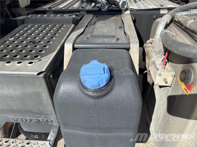 Volvo FM 4x2 Tracteur Routier Cabine Couchette S/A Sleep 中古トラクターヘッド | トレーラーヘッド