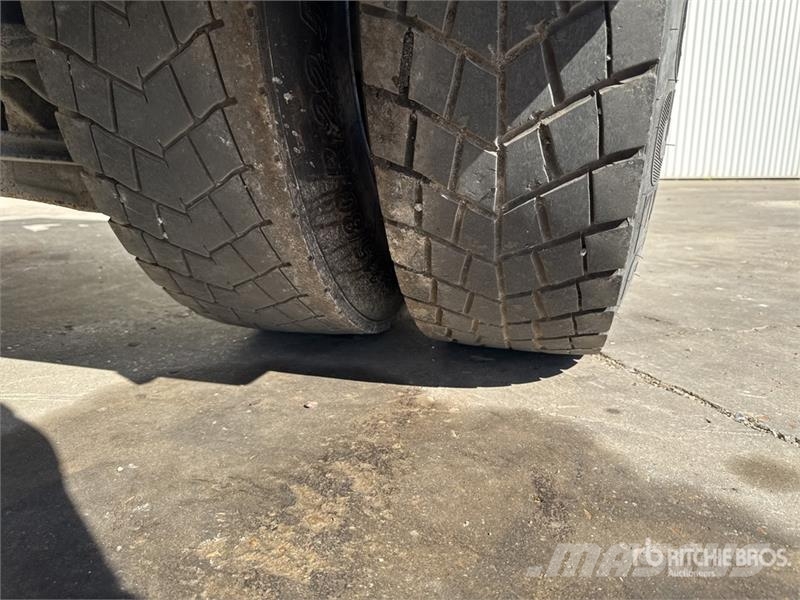 Volvo FM 4x2 Tracteur Routier Cabine Couchette S/A Sleep 中古トラクターヘッド | トレーラーヘッド