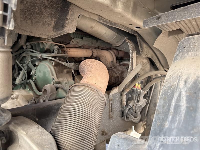 Volvo FM 4x2 Tracteur Routier Cabine Couchette S/A Sleep 中古トラクターヘッド | トレーラーヘッド