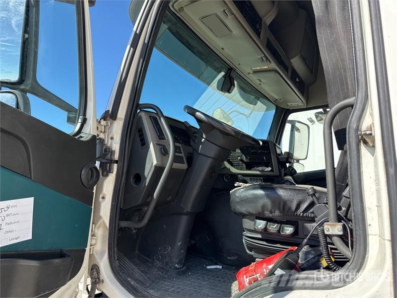 Volvo FM 4x2 Tracteur Routier Cabine Couchette S/A Sleep 中古トラクターヘッド | トレーラーヘッド