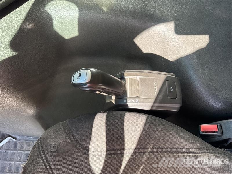 Volvo FM 4x2 Tracteur Routier Cabine Couchette S/A Sleep 中古トラクターヘッド | トレーラーヘッド