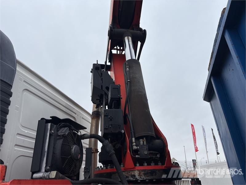 Volvo FM 64 B3 400 TR Flatbed Truck with Crane Automobiliniai kranai