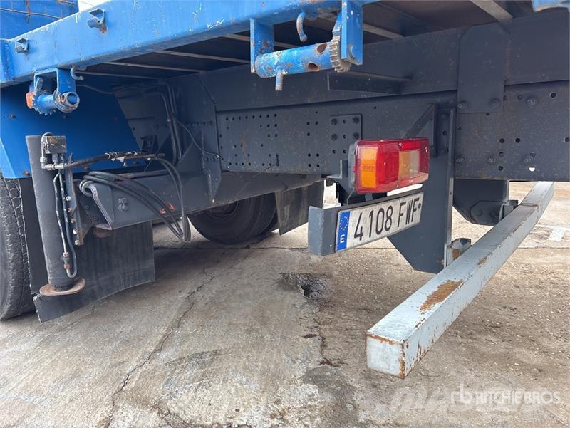 Volvo FM 64 B3 400 TR Flatbed Truck with Crane Automobiliniai kranai