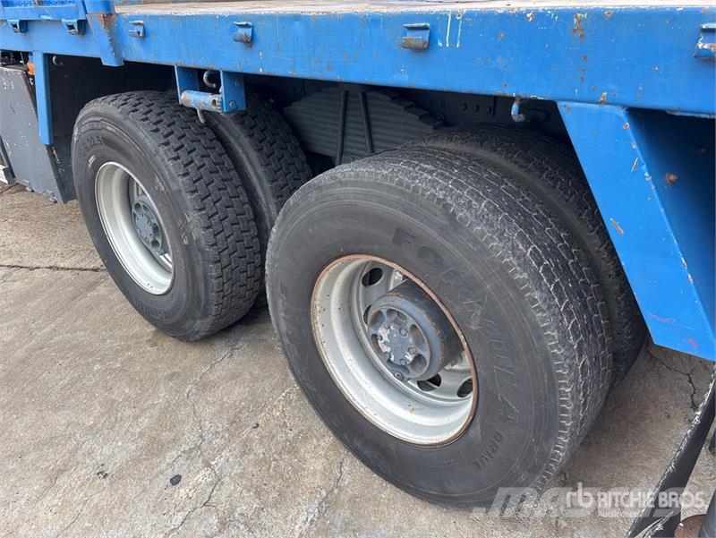 Volvo FM 64 B3 400 TR Flatbed Truck with Crane Automobiliniai kranai