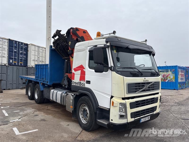 Volvo FM 64 B3 400 TR Flatbed Truck with Crane Automobiliniai kranai