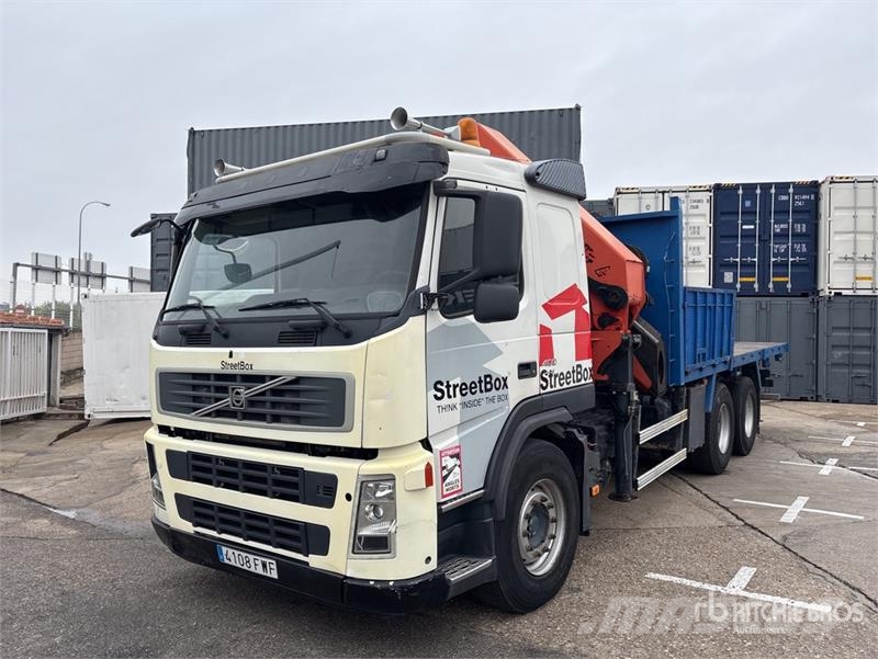 Volvo FM 64 B3 400 TR Flatbed Truck with Crane Automobiliniai kranai