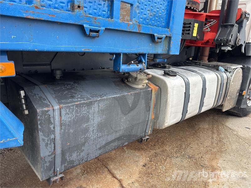 Volvo FM 64 B3 400 TR Flatbed Truck with Crane Automobiliniai kranai