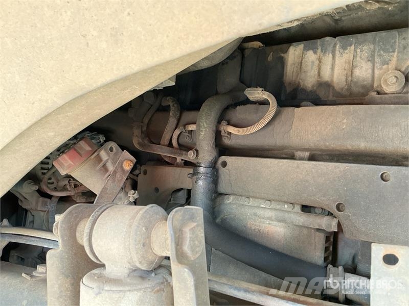 Volvo FM12.420 8x4 Twin-Steer Mixer Truck Caminhões de concreto