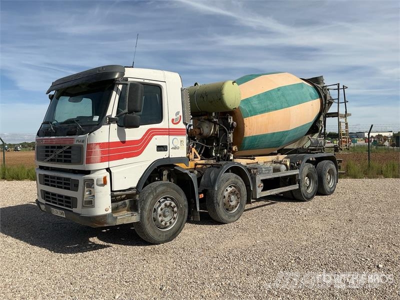Volvo FM12.420 8x4 Twin-Steer Mixer Truck Caminhões de concreto
