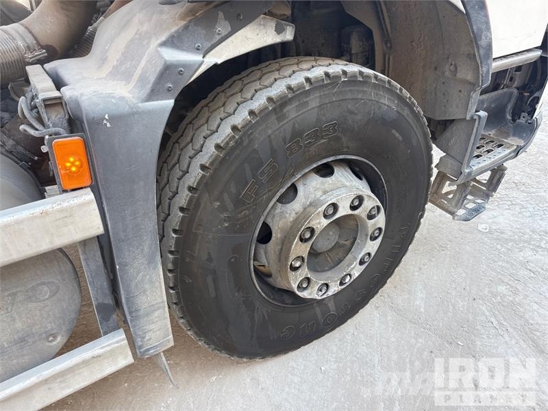 Volvo FM400 6x4 6x4 T/A Dump Truck 傾卸式卡車
