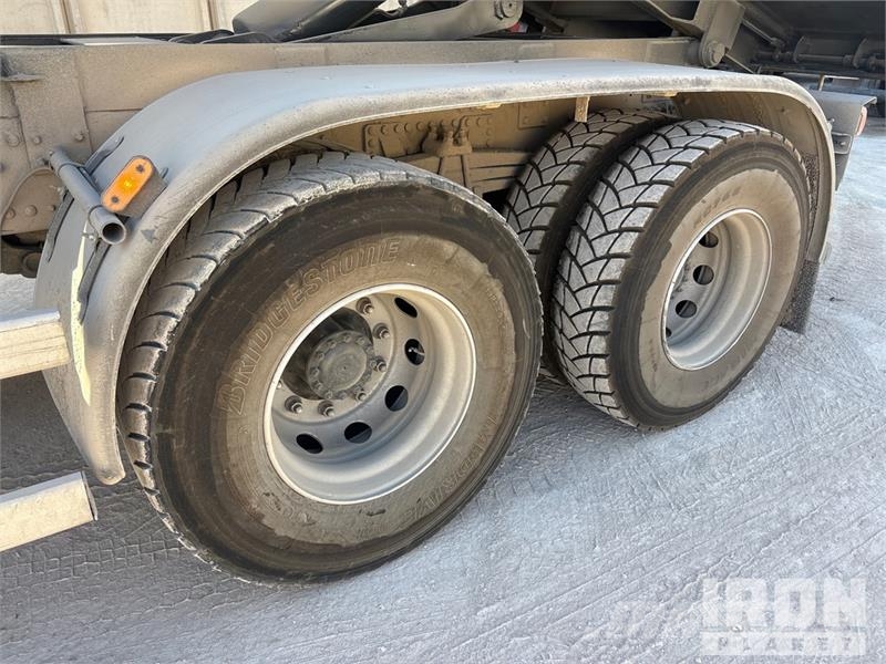 Volvo FM400 6x4 6x4 T/A Dump Truck 傾卸式卡車