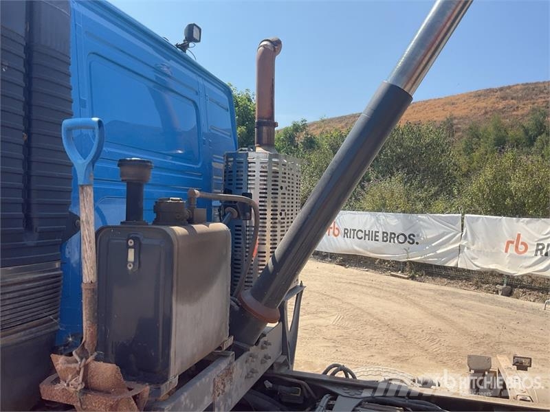 Volvo FMX 420 8x4 Twin-Steer Sleeper Quad/A Dump Truck 傾卸式卡車