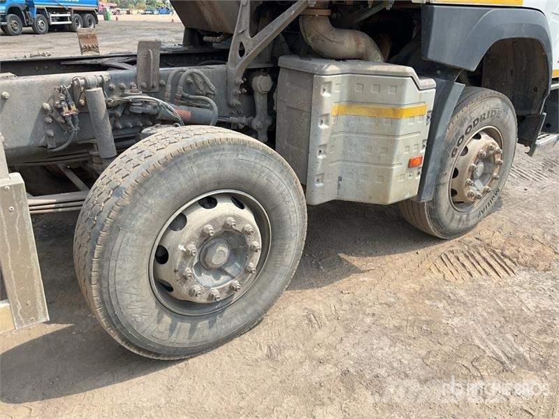 Volvo FMX 420 8x4 Twin-Steer Sleeper Quad/A Dump Truck 傾卸式卡車