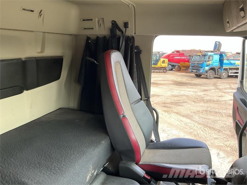 Volvo FMX 420 8x4 Twin-Steer Sleeper Quad/A Dump Truck 傾卸式卡車