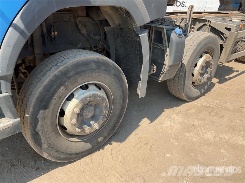 Volvo FMX 420 8x4 Twin-Steer Sleeper Quad/A Dump Truck 傾卸式卡車