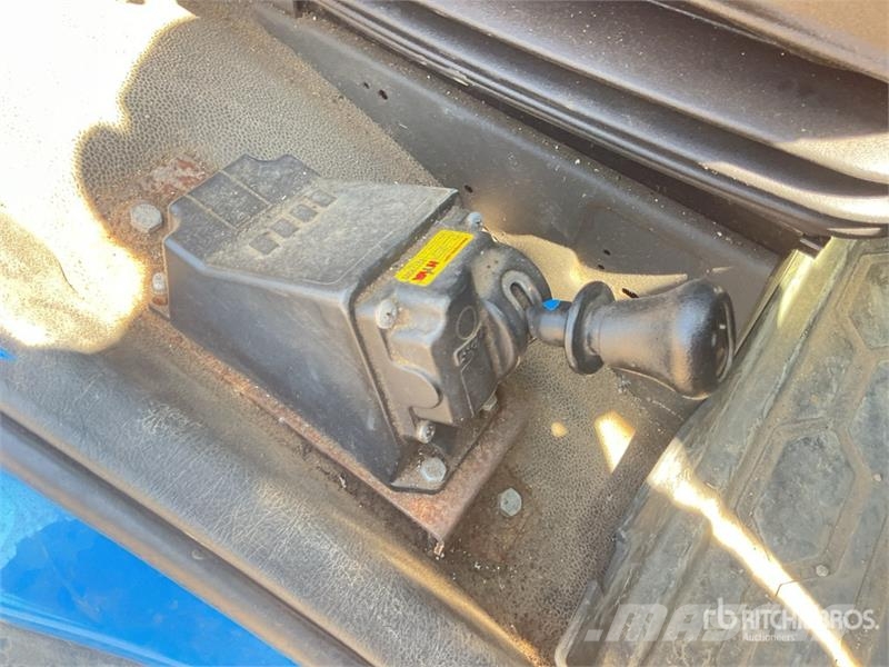 Volvo FMX 420 8x4 Twin-Steer Sleeper Quad/A Dump Truck 傾卸式卡車