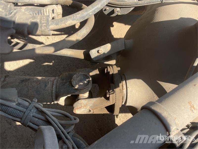 Volvo FMX 420 8x4 Twin-Steer Sleeper Quad/A Dump Truck 傾卸式卡車