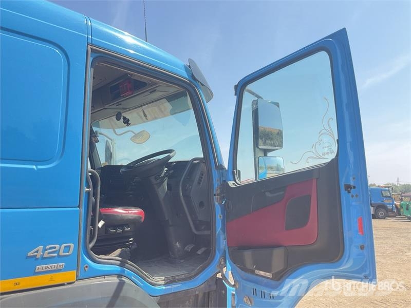 Volvo FMX 420 8x4 Twin-Steer Sleeper Quad/A Dump Truck 傾卸式卡車