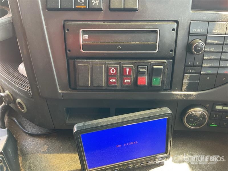 Volvo FMX 420 8x4 Twin-Steer Sleeper Quad/A Dump Truck 傾卸式卡車