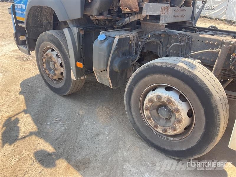Volvo FMX 420 8x4 Twin-Steer Sleeper Quad/A Dump Truck 傾卸式卡車