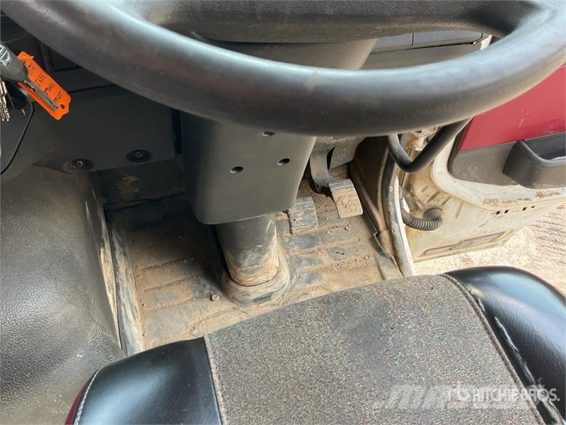 Volvo FMX 420 8x4 Twin-Steer Sleeper Quad/A Dump Truck 傾卸式卡車