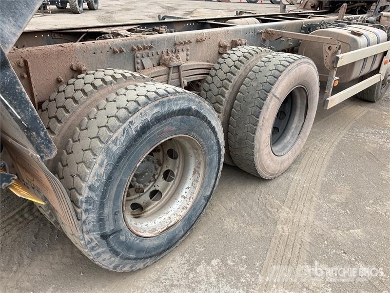 Volvo FMX 500 8x4 Twin-Steer Extended Cab Quad/A Dump Tr Sora- ja kippiautot