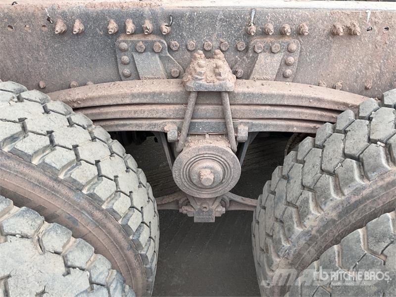 Volvo FMX 500 8x4 Twin-Steer Extended Cab Quad/A Dump Tr Sora- ja kippiautot