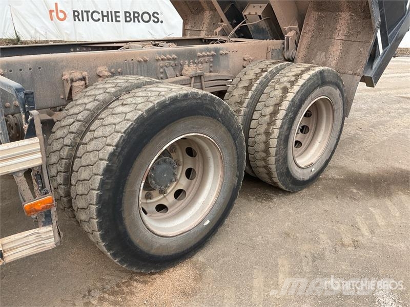 Volvo FMX 500 8x4 Twin-Steer Extended Cab Quad/A Dump Tr Sora- ja kippiautot