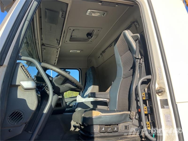 Volvo FMX460 Autobasculanta