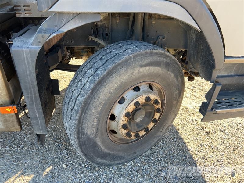 Volvo FMX460 Autobasculanta