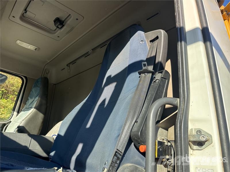 Volvo FMX460 Autobasculanta
